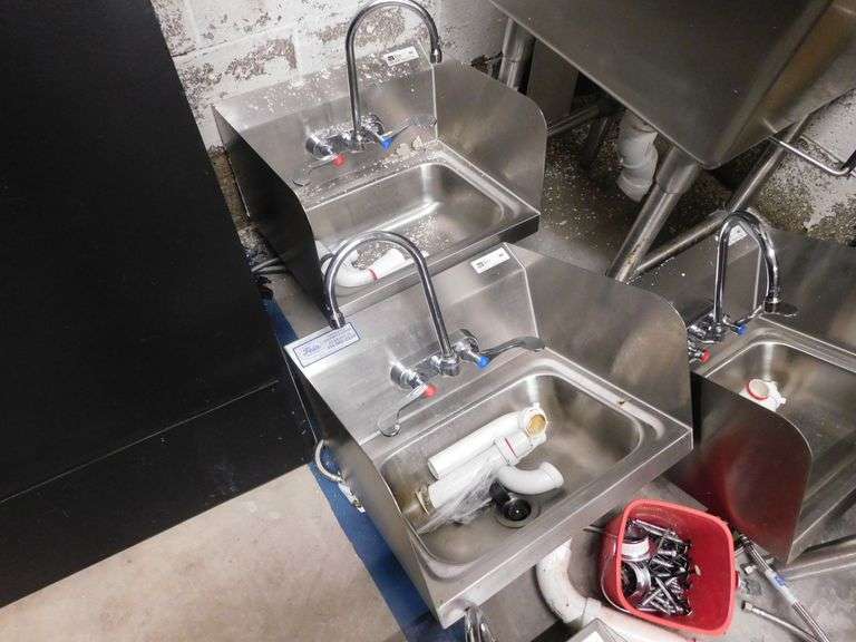 (4) SS Hand Sinks Used, Not Installed image