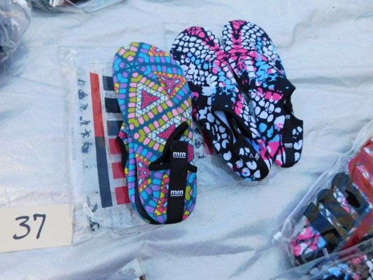 MM Water Shoes, All Sizes, (30) Pairs