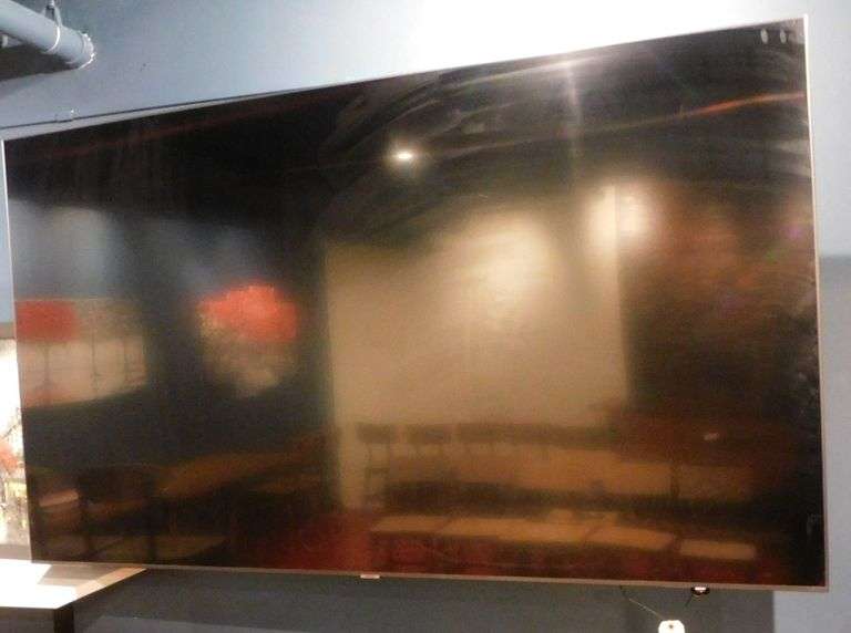 Samsung 84" Flat Screen w/Wall Bracket (NO REMOTE) image