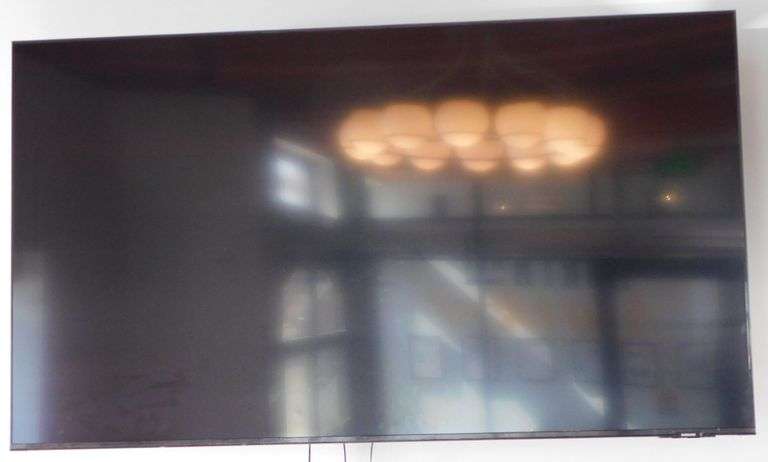 Samsung 56" Flat Screen w/Wall Bracket (NO REMOTE) image