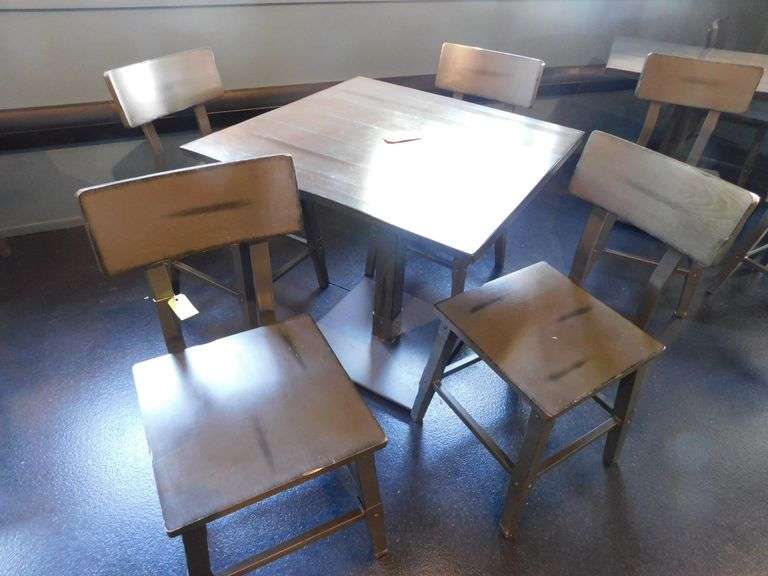 30"x30" Wood Pedest Table w/4 Matching Dining Chairs w/Backrest image