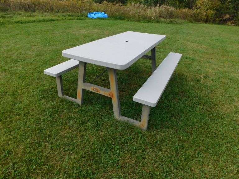 Lifetime Picnic Bench