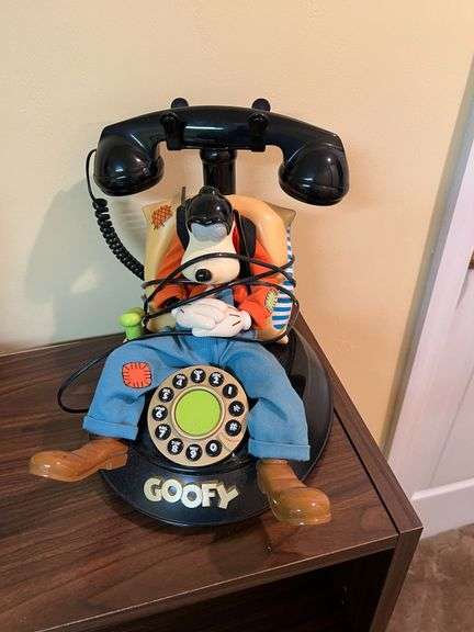 Goofy Phone