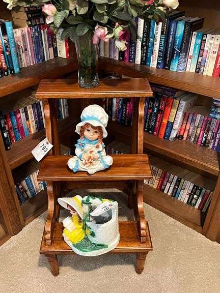 Wooden Steps- Flowers and Figurines Not Included