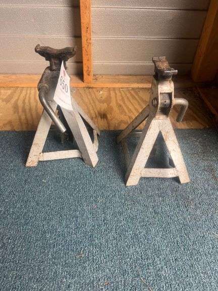 (2)- Jack Stands