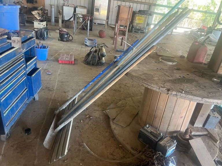 Bull Float with Poles & (2) Come-Alongs image