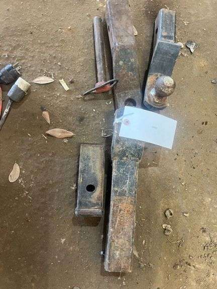 Truck Hitches & Pull Pin image