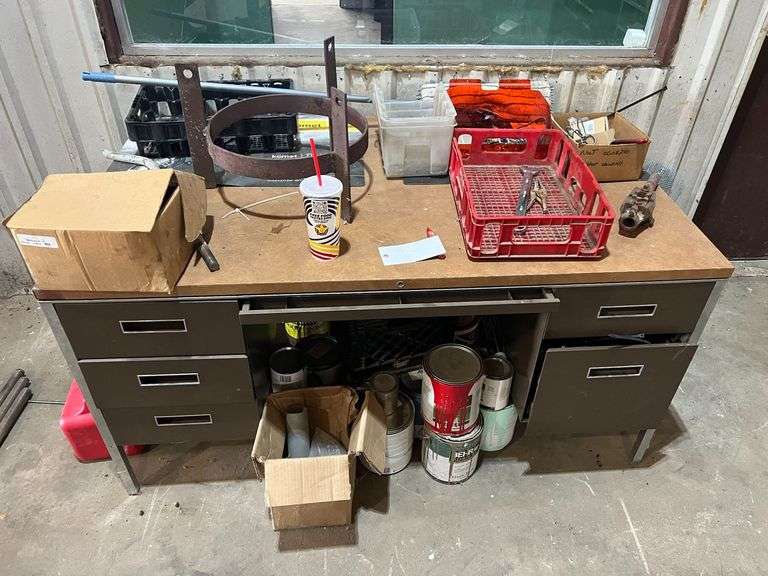 Desk & Contents image