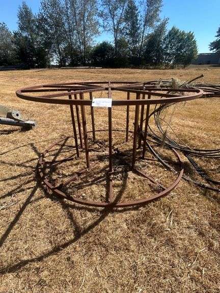 Metal Spool - 45 1/2" Tall x 96" Wide image