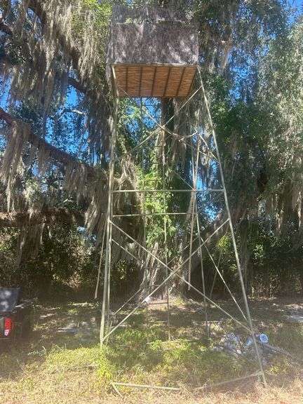 20' Conger Deer Tower Stand image