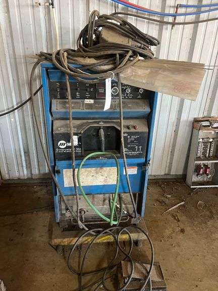 Miller Syncrowave 351 CC AC/DC Welding Power Source - Volts 200/230/460 (Needs to be removed from Panel Box) | Serial: KG061122 image