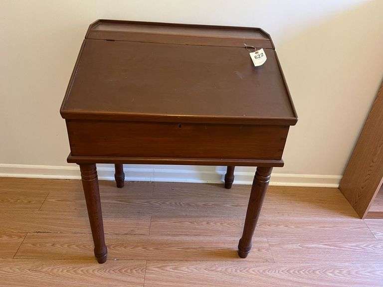 Early Slanted Front Schoolmasters Desk, 30.5" x 24.5" x 38"