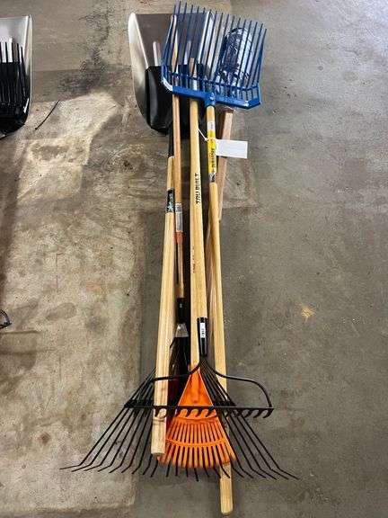 Grain Shovel, Square Point Shovel, Post Hole Digger, 8" Rake, Medium Duty Rake image