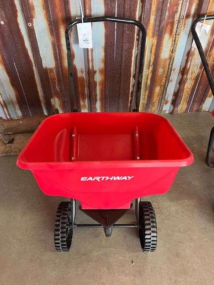 Earthway Push Type Spreader 2030 Series image
