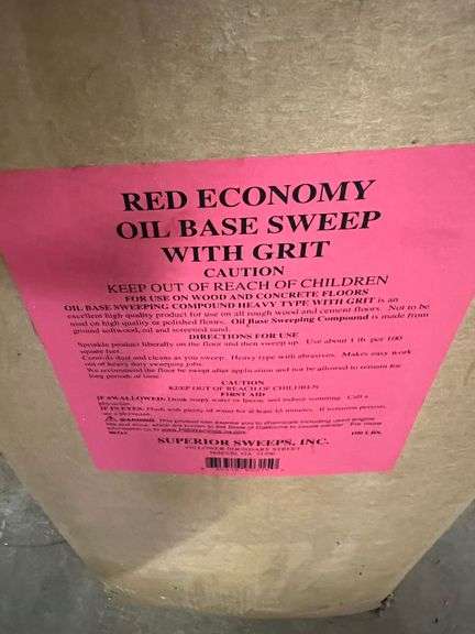 Red Economy Oil Base Sweep with Grit image