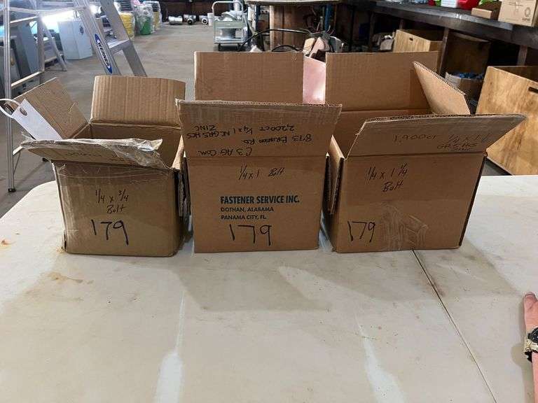 1/4"X3/4" Hexhead Bolts-Zink, 1/4"X1" Hex Head Bolts-Zink, 1/4"X1 1/4" Hex Head Bolts-Zink image