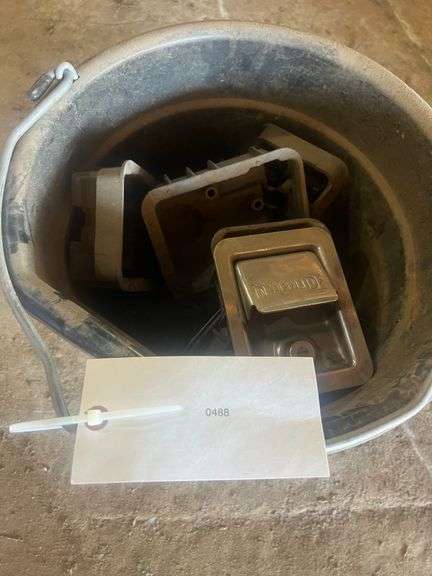 Door Latches & Bucket image