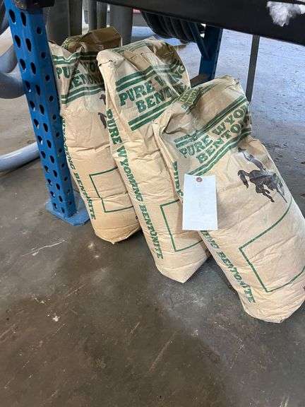 (3) 50 Pound Bags of Pure Wyoming Bentonite image