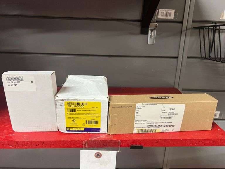 Banner Node with Board, Schneider Electric Surge Protector, PULS Part image