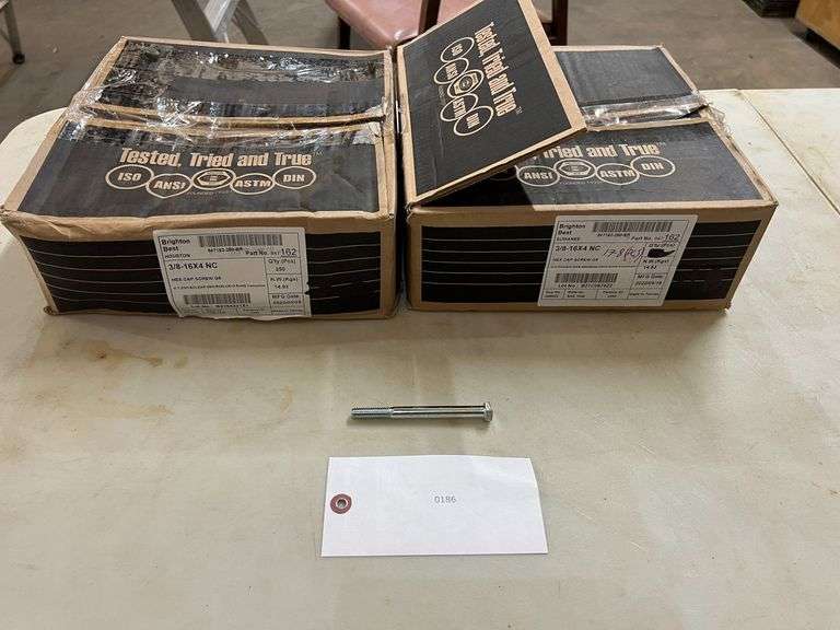 3/8"-16"X4" Hex Head Bolts Grade 5-Zink image