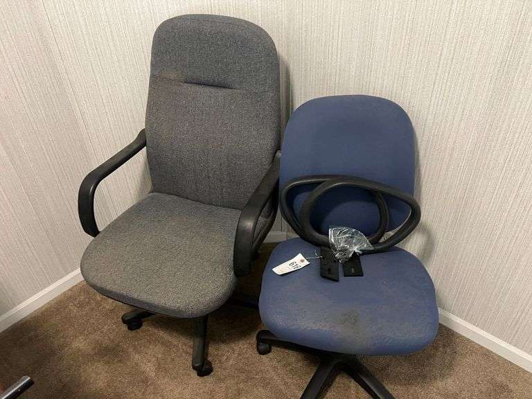(2) Office Chairs