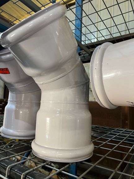 (1) 8" Metal 45° Coupling with Rubber Seals image