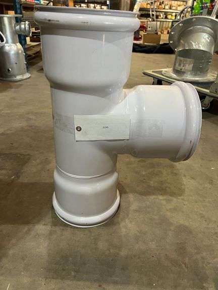 (1) 8" Metal Tee Joint with Rubber Seals 25" Long image