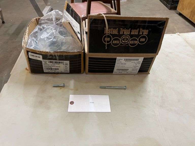 5/16"-18"X4" Hex Head Bolts Grade 5-Zink, 5/16"-18"X1 1/2" Hex Head Bolts Grade 5-Zink image