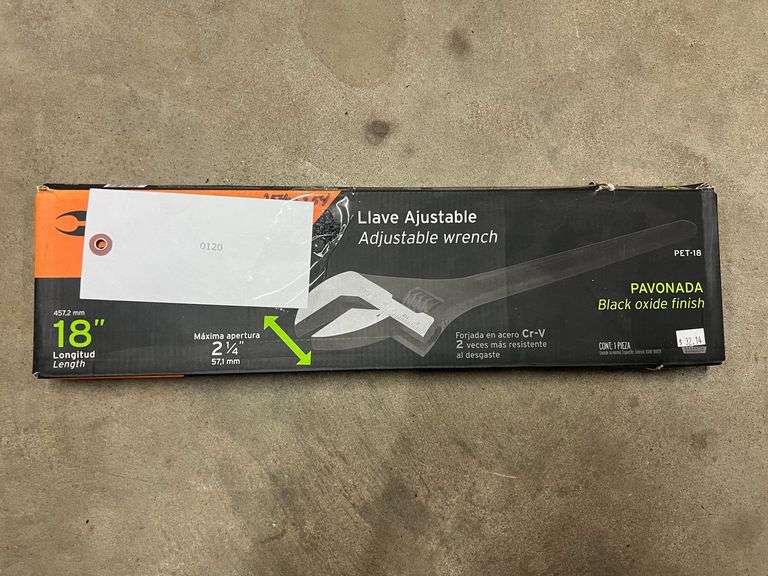 Truper 18" Adjustable Wrench image