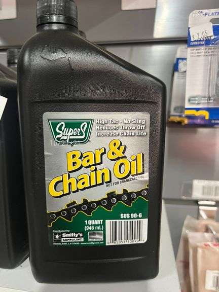 (9) 1 Quart Bar & Chain Oil image