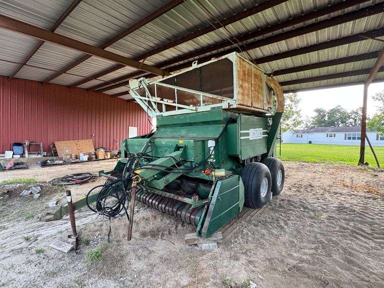 KMC 4 Row Peanut Picker 4 Wheel, SER-63745 image