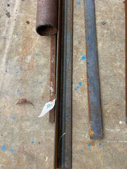(1) 20' 2" x 2" Angle Iron | (1) 20' 1" Spruce Tube | (1) 15' 3" Pipe