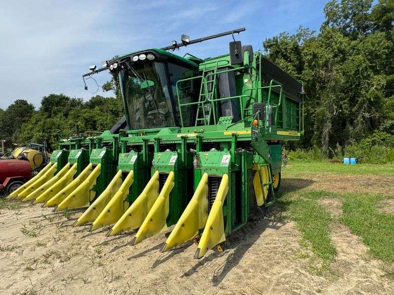 JD 9996 Cotton Picker 6 Row, MFWD, HRs-5930, SER-N09996X020285 image