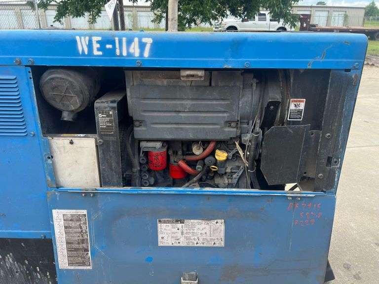 Miller Big Blue 400 D DC Welder Generator | Fuel Problems, Will Run | Deutz 2011 Diesel | Serial #: LJ380059E | Hours: Unknown