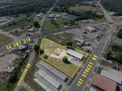 Excellent Commercial Building | Moultrie, GA