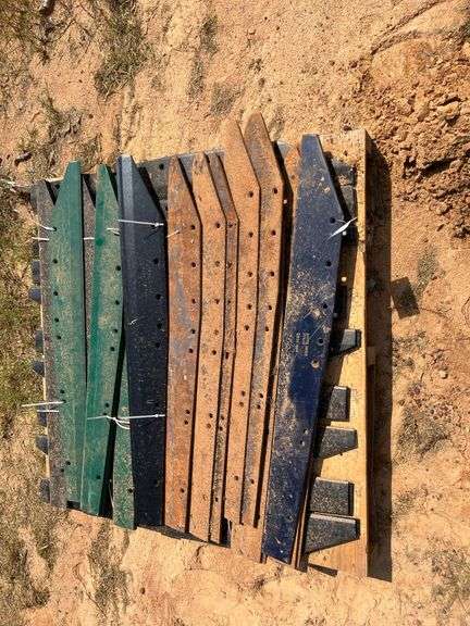 Blades for Peanut Inverter image