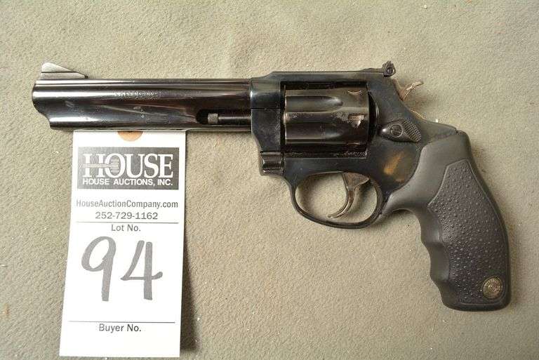 TAURUS Model 841 Handgun, cal. .22 MAG, 8 shot revolver, few small rust spots, otherwise very good condition, Ser #b024181 image