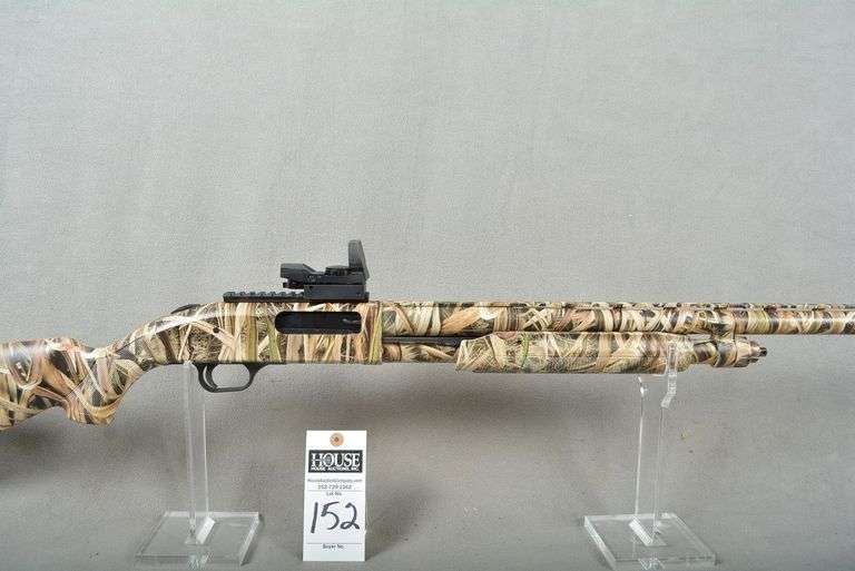 MOSSBERG Model 835 Shotgun, 12 ga., Pump, chambered for 3" and 3.5", factory camo finish, 28" barrel, ACCU-CHOKE TUBES, with special VLIFE sight, excellent condition, Ser #UM0007012 image