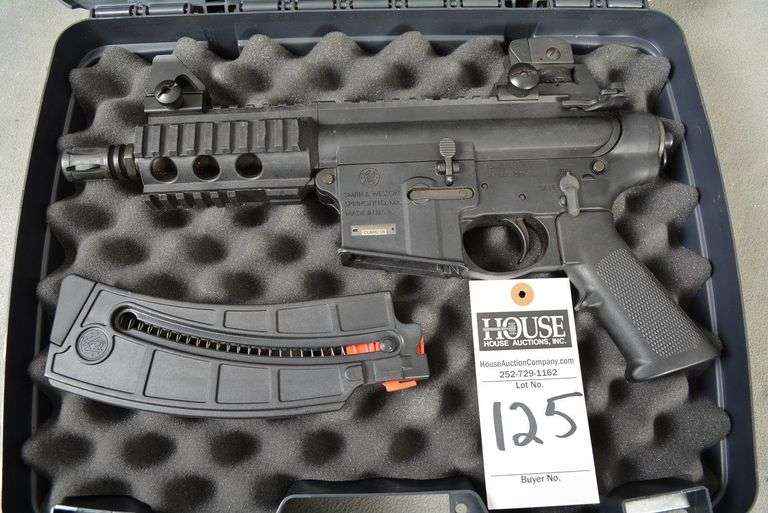 SMITH & WESSON Model M&P 15-22 Handgun, cal. .22 LR, Semi-Auto, 7.5" barrel, high capacity magazine, mint condition, Ser #DUM8258 image