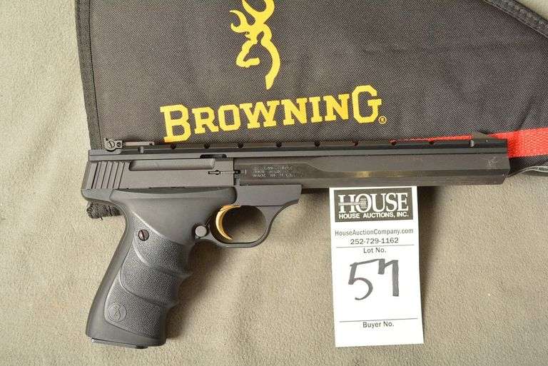 BROWNING Model BUCK MARK Handgun,  cal. .22 LR Semi-Auto with 3 magazines and BROWNING soft case, 7.25" barrel, mint condition, Ser #515ZV16164 image