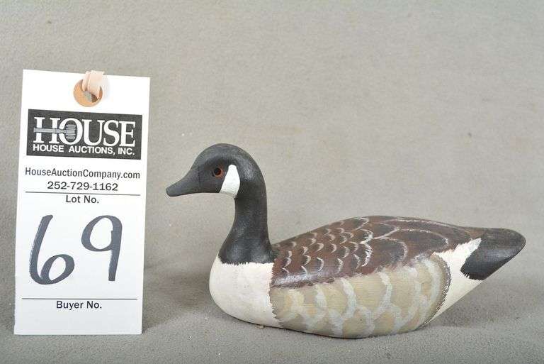 Miniature Canada Goose by Lionel Gilgo, Atlantic, NC, dated 1994, signed by the maker image