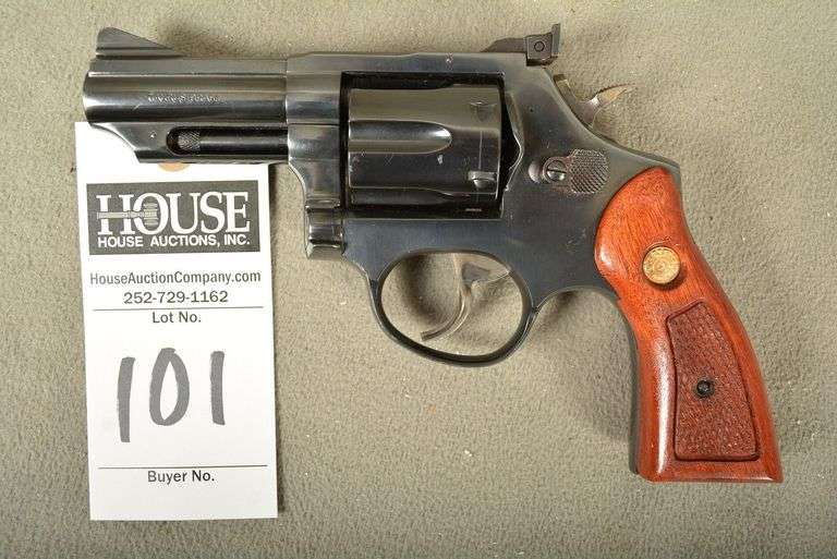 TAURUS Model 66 Handgun, cal. .357 MAG Revolver, 3" barrel, nice wood grips, mint condition, Ser #JC285895 image