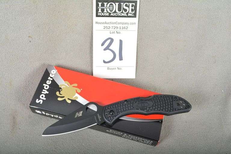SPYDERCO Black H-1 Knife, all black, 3" blade, NIB image