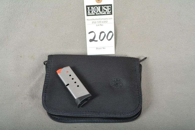 1 SMITH & WESSON Soft Pistol Case, 1 SMITH & WESSON 6 rd-caliber unmarked, NO PISTOL image