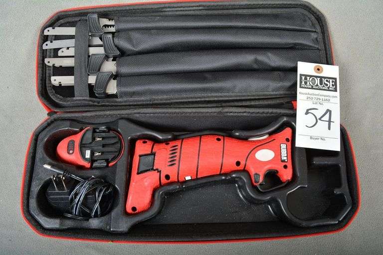 BUBBA Electric Filet Knife with 7", 9" and 12" blades image