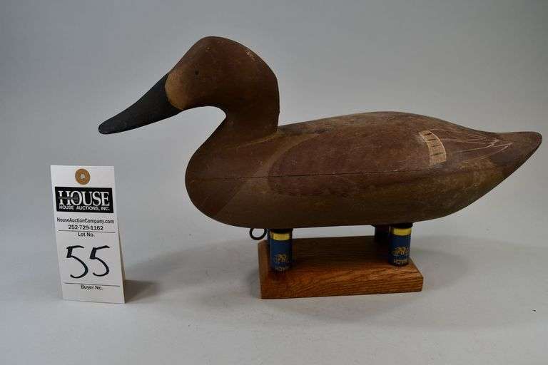 Canvasback, hen, Carver: Jim Pierce, Havre de Grace, MD. At the age of 13, he made his first decoy and followed the style of other local carvers including R. Madison Mitchell. Later he helped found the Cecil County Upper Bay Decoy Museum as well as the Havre de Grace Decoy Museum. image