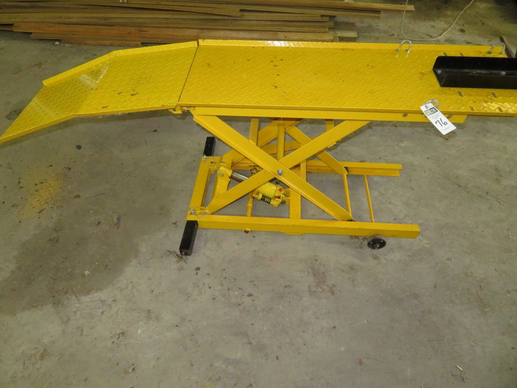 Lot image 3