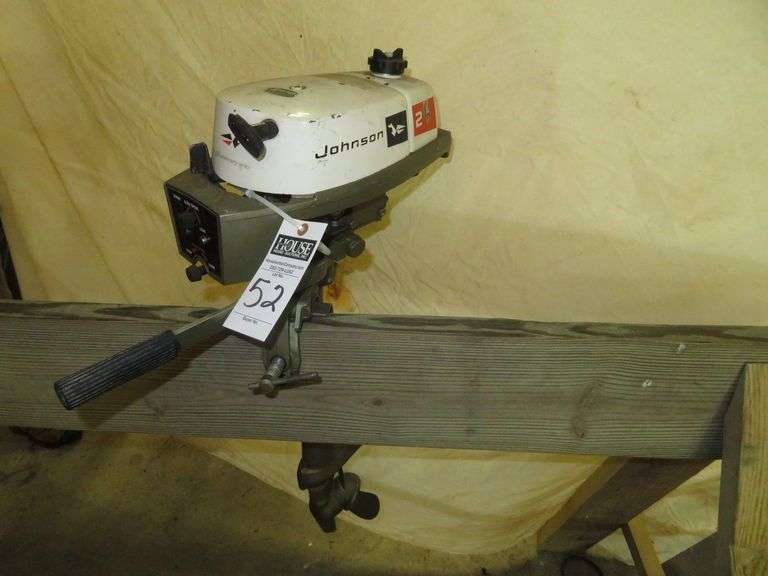 Vintage JOHNSON  2 HP, 2 Stroke               Outboard Motor, Very Good external condition - LOOK AT ALL PHOTOS - Located at 1235 Belangia Road, Havelock, NC