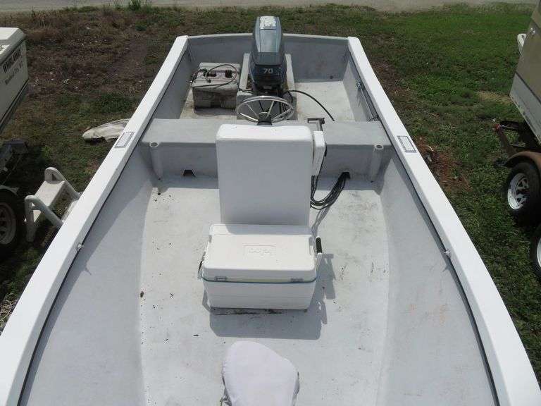 ATLANTIC 18 foot Center Console Fiberglass Boat with motor well, 70 hp EVINRUDE OUTBOARD Motor & LONG galvanized boat trailer, Boat Hull ID ATNOO868G585