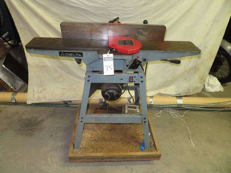 DELTA JOINER, very good condition
